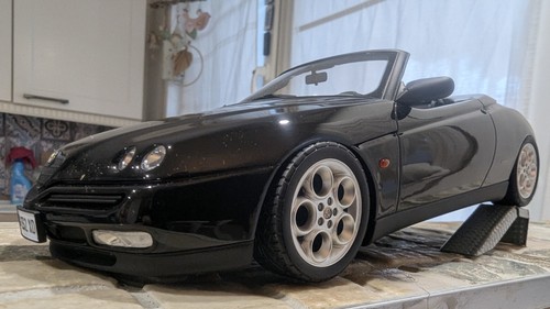 Alfa romeo spider 916 - 916, 1:18
